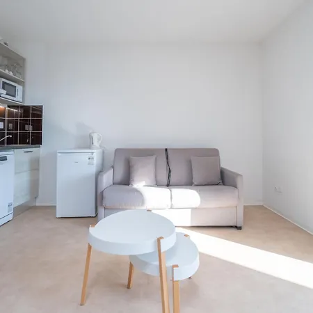 La Dune B By Interhome * Serignan